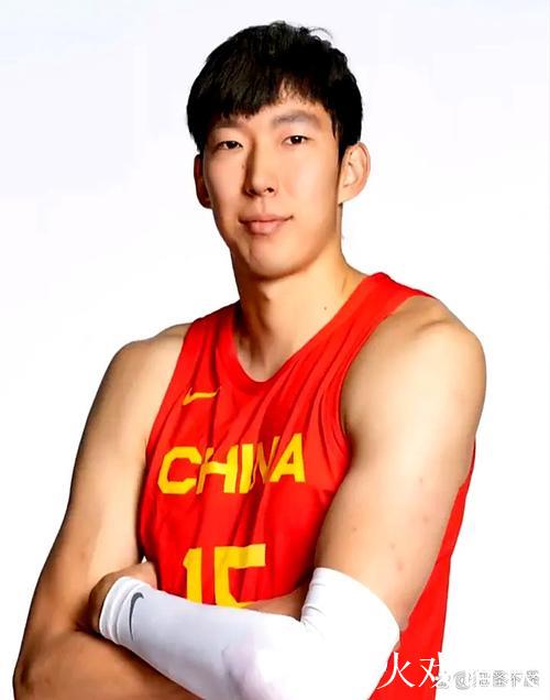 胡金秋27分广厦击败辽宁 赵睿26分新疆胜吉林 胡金秋27分广厦击败辽宁 赵睿26分新疆胜吉林